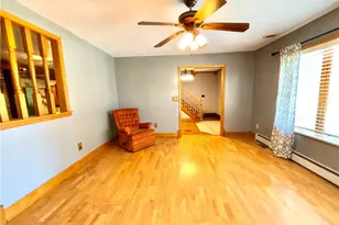 46605 Main St, Jacobsburg, OH 43933 - Photo 9