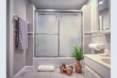 381 N Ridge Heights Drive, Howard, OH 43028 - Photo 21