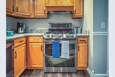 381 N Ridge Heights Drive, Howard, OH 43028 - Photo 13