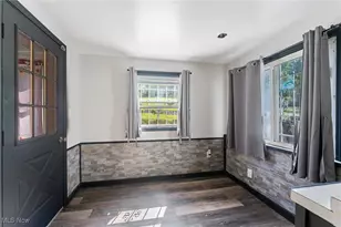 2129 Tippecanoe Ave, Youngstown, OH 44509 - Photo 7