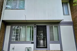 9408 Mt Auburn Ave, Loveland, OH 44104 - Photo 1