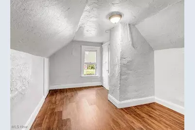 3635 E 49th Street #Up, Loveland, OH 44105 - Photo 9