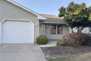 311 Holly Pl, Barberton, OH 44203 - Photo 1