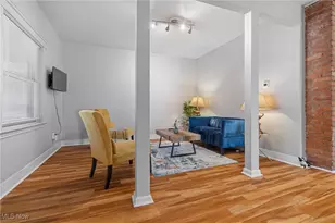 2473 W 11th St, Loveland, OH 44113 - Photo 9