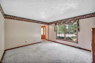 9220 Terrace Park Dr, Mentor, OH 44060 - Photo 11