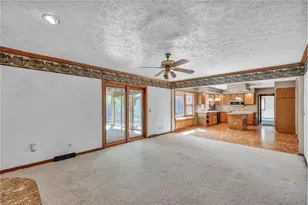 9220 Terrace Park Dr, Mentor, OH 44060 - Photo 7