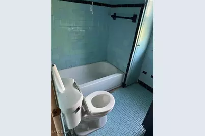 16115 Delrey Avenue, Loveland, OH 44108 - Photo 13