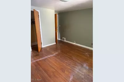 16115 Delrey Avenue, Loveland, OH 44108 - Photo 11