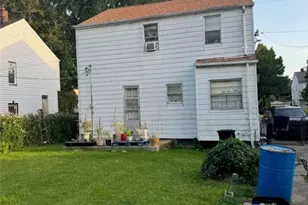 16115 Delrey Ave, Loveland, OH 44108 - Photo 3