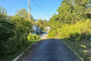 327 Fairview Rd, Chester, WV 26034 - Photo 27