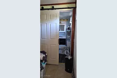 327 Fairview Road, Chester, WV 26034 - Photo 13