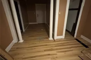 12406 Kinsman Rd, Loveland, OH 44120 - Photo 11