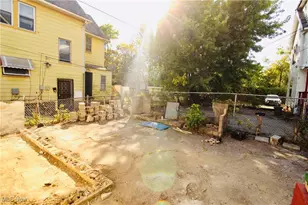 12406 Kinsman Rd, Loveland, OH 44120 - Photo 5