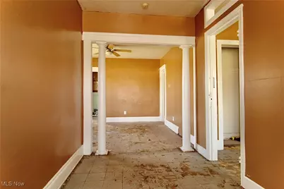 12406 Kinsman Road, Loveland, OH 44120 - Photo 31