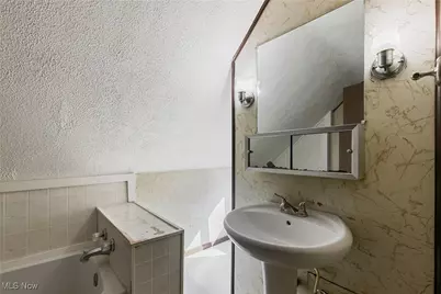 2526 17th Street NE, Canton, OH 44705 - Photo 23