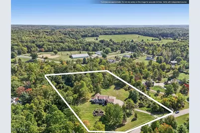 11785 Stonegate Drive, Chardon, OH 44024 - Photo 5