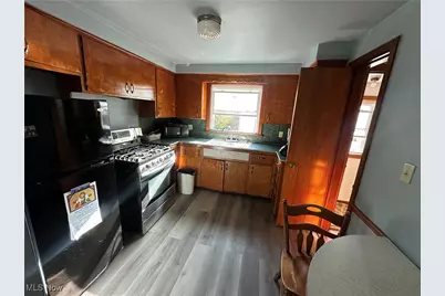 644 W Judson Avenue, Youngstown, OH 44511 - Photo 5