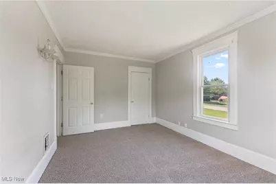 21 E Liberty Street, Mineral Ridge, OH 44440 - Photo 23