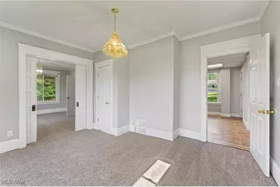 21 E Liberty Street, Mineral Ridge, OH 44440 - Photo 13