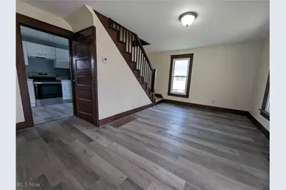 810 Pine Street, Coshocton, OH 43812 - Photo 3