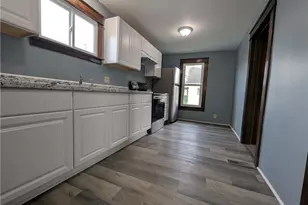 810 Pine St, Coshocton, OH 43812 - Photo 7