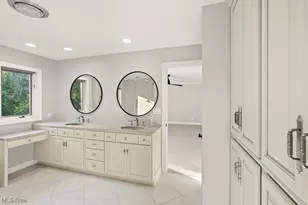 2097 Albertson, Cuyahoga Falls, OH 44223 - Photo 41