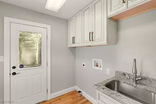 2097 Albertson, Cuyahoga Falls, OH 44223 - Photo 31