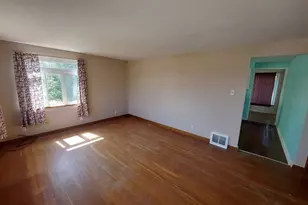 102 Valley Rd, Mingo Junction, OH 43938 - Photo 5