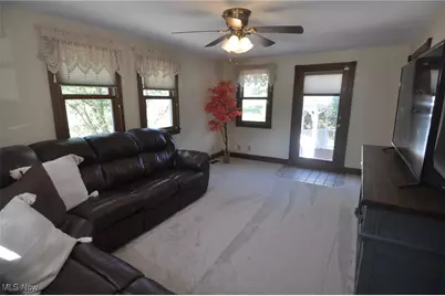 240 Mockingbird Hill Road, Zanesville, OH 43701 - Photo 9