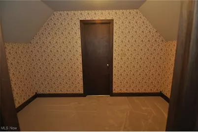 240 Mockingbird Hill Road, Zanesville, OH 43701 - Photo 15