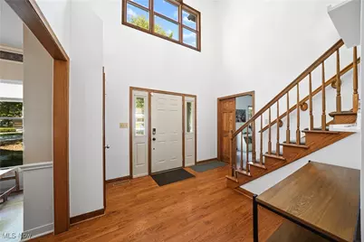 254 Bridgewater Circle, Hudson, OH 44236 - Photo 3