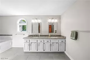 254 Bridgewater Cir, Hudson, OH 44236 - Photo 21