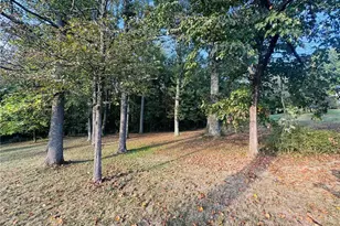 401 Summit St, Crooksville, OH 43731 - Photo 21