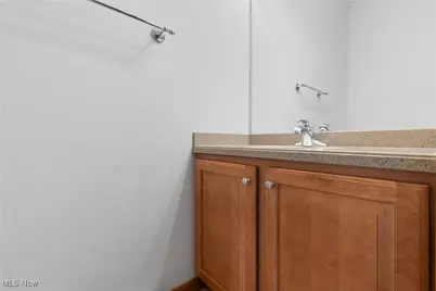 1315 Fieldcrest Drive, Wadsworth, OH 44281 - Photo 23