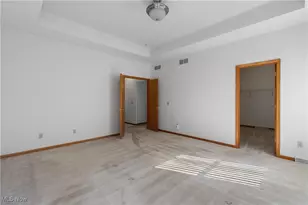 1315 Fieldcrest Dr, Wadsworth, OH 44281 - Photo 17