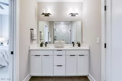 1989 W 47th Street, Loveland, OH 44102 - Photo 27