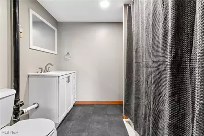 193 Fairway Drive, Akron, OH 44333 - Photo 35