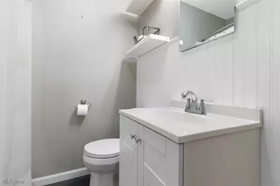 193 Fairway Drive, Akron, OH 44333 - Photo 21