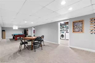 193 Fairway Dr, Akron, OH 44333 - Photo 25