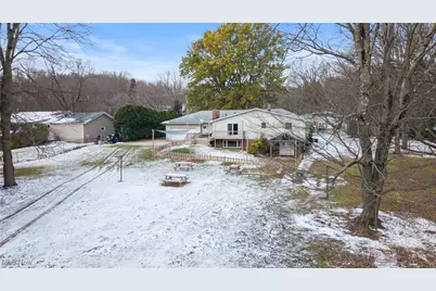 193 Fairway Drive, Akron, OH 44333 - Photo 45