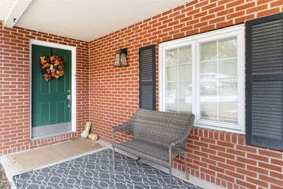 193 Fairway Drive, Akron, OH 44333 - Photo 3