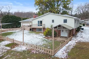 193 Fairway Dr, Akron, OH 44333 - Photo 41