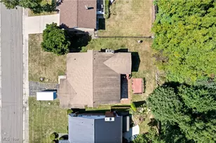 441 Sandhurst Rd, Akron, OH 44333 - Photo 29