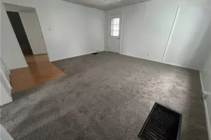 126-127 Grandview Ave, Mingo Junction, OH 43938 - Photo 3