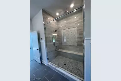 825 Club Drive W, Aurora, OH 44202 - Photo 11