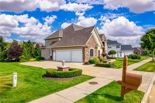 343 Glasgow Dr, Highland Heights, OH 44143 - Photo 45