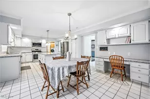 3682 Sperone Dr, Canfield, OH 44406 - Photo 9