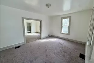1611 Pennsylvania Ave, Steubenville, OH 43952 - Photo 5