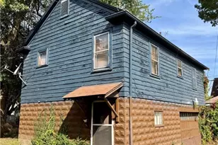 1611 Pennsylvania Ave, Steubenville, OH 43952 - Photo 17