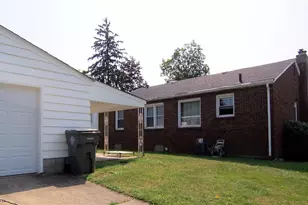 204 Lowell Ave, Youngstown, OH 44512 - Photo 5